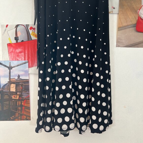 Vintage Black and White Polka Dot Mid Length Short Sleeve Wrap Swing Dress - Picture 6 of 6